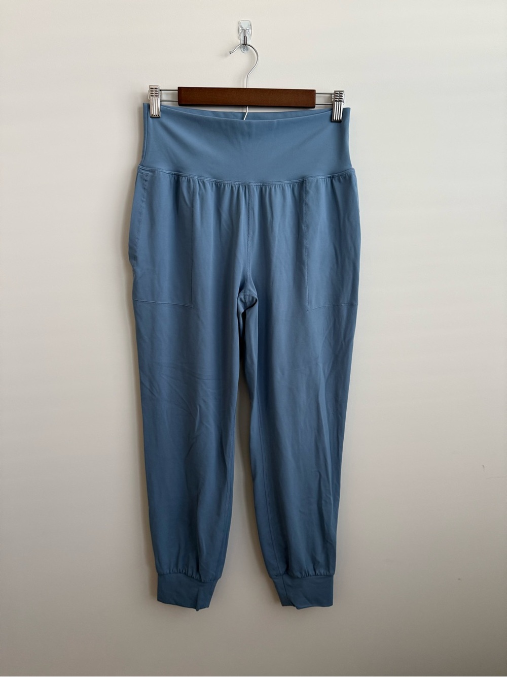 Athleta Salutation Joggers Blue Size Medium